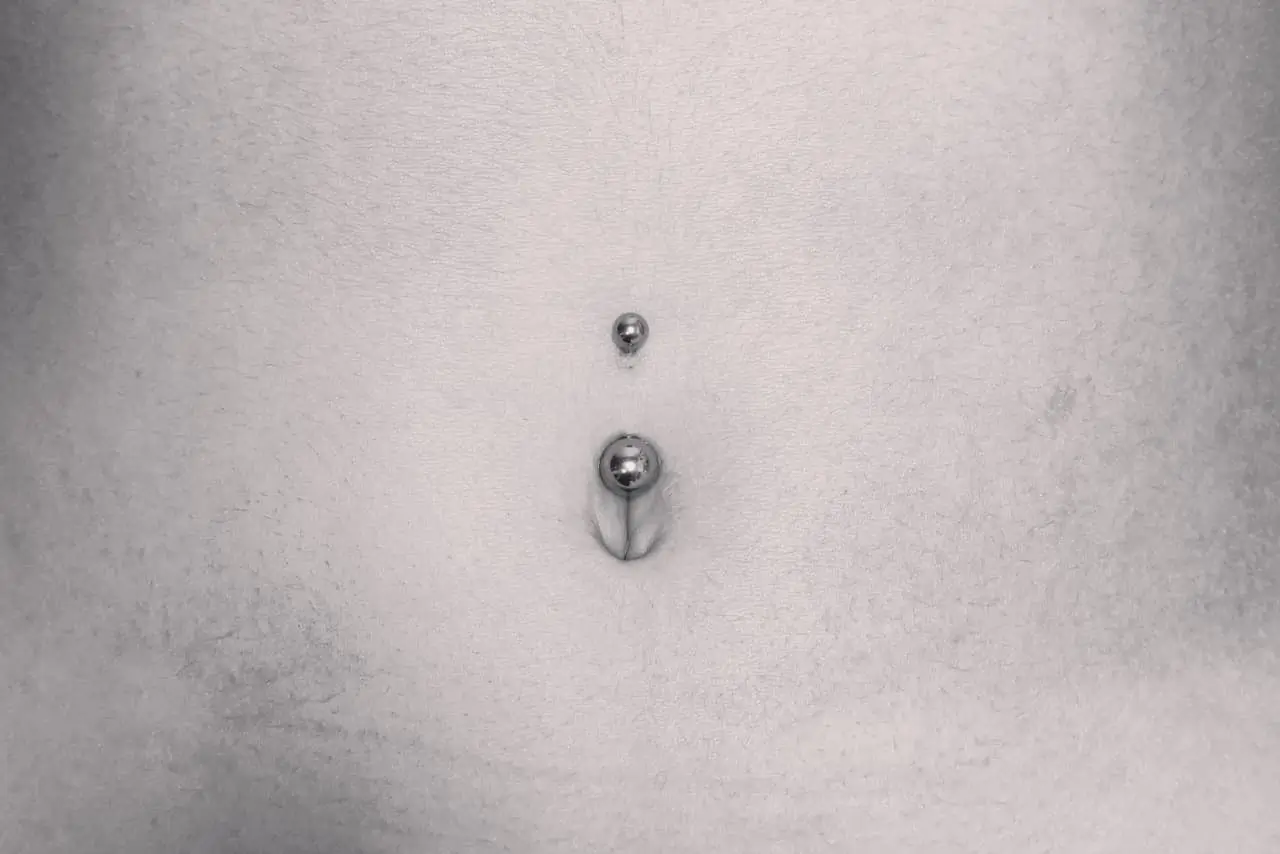 Piercing Elli