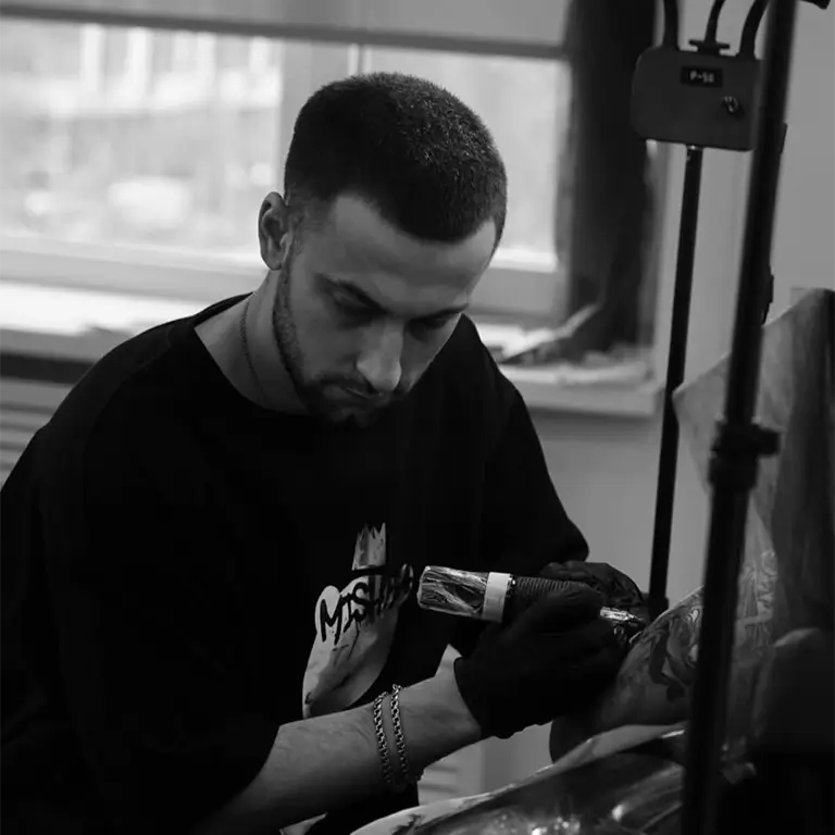 Tรคtowierer Vlad